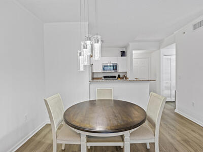 630 S Sapodilla Avenue, West Palm Beach, FL 33401