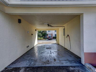 6204 Myrtlewood Circle W, Palm Beach Gardens, FL 33418