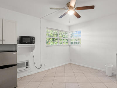 756 SE 19th Avenue, Deerfield Beach, FL 33441