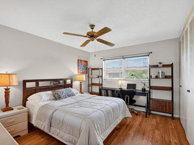 2673 Barkley Drive E, West Palm Beach, FL 33415