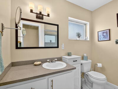 2673 Barkley Drive E, West Palm Beach, FL 33415