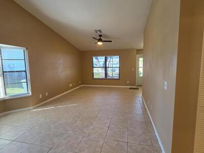 1422 36th Avenue, Vero Beach, FL 32960