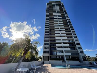 5600 N Flagler Drive, West Palm Beach, FL 33407