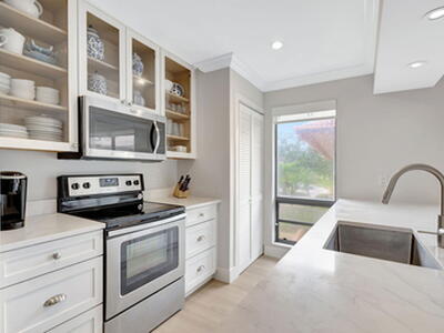 438 S Brackenwood Lane S, Palm Beach Gardens, FL 33418