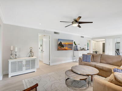 438 S Brackenwood Lane S, Palm Beach Gardens, FL 33418