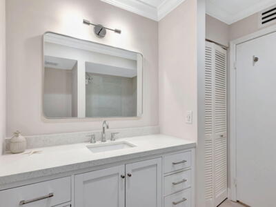 438 S Brackenwood Lane S, Palm Beach Gardens, FL 33418