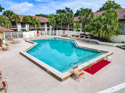 438 S Brackenwood Lane S, Palm Beach Gardens, FL 33418