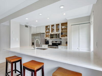 438 S Brackenwood Lane S, Palm Beach Gardens, FL 33418