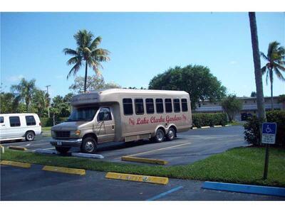 2812 S Garden Drive S, Lake Worth, FL 33461