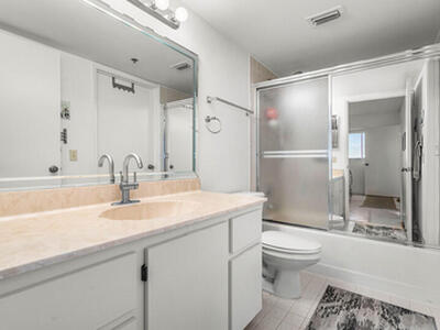 7310 Ashford Place, Delray Beach, FL 33446