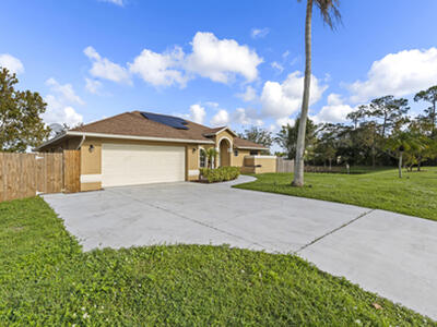 2141 SW Bayshore Boulevard, Port Saint Lucie, FL 34984