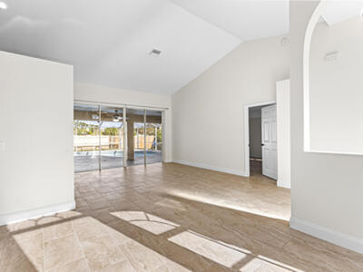 2141 SW Bayshore Boulevard, Port Saint Lucie, FL 34984