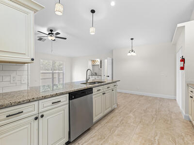 2141 SW Bayshore Boulevard, Port Saint Lucie, FL 34984