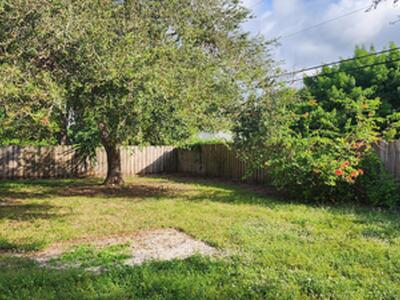 627 SW Byron Street, Port Saint Lucie, FL 34983
