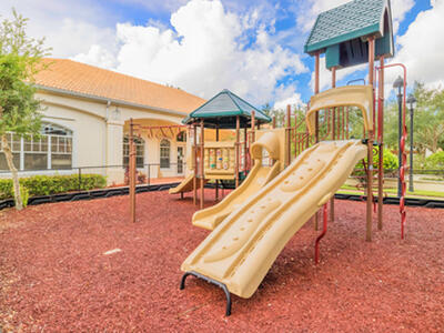 2310 Myrtlewood Circle E, Palm Beach Gardens, FL 33418