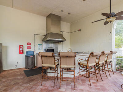 2310 Myrtlewood Circle E, Palm Beach Gardens, FL 33418