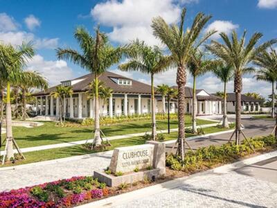 10369 Northbrook Circle, Palm Beach Gardens, FL 33412