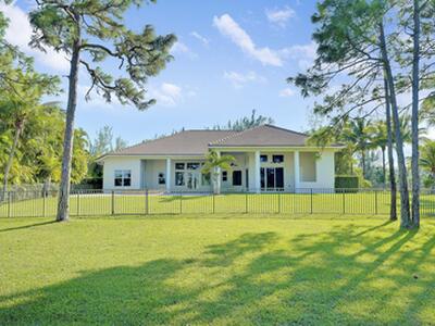 11985 Carnegie Place, West Palm Beach, FL 33412