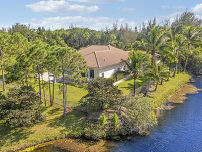 11985 Carnegie Place, West Palm Beach, FL 33412