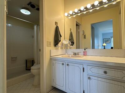 95 North Boulevard, Boynton Beach, FL 33435