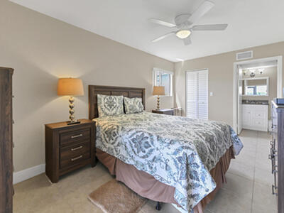 15465 Lakes Of Delray Boulevard, Delray Beach, FL 33484