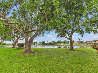 15465 Lakes Of Delray Boulevard, Delray Beach, FL 33484