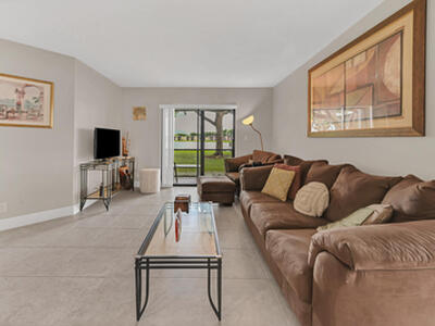 15465 Lakes Of Delray Boulevard, Delray Beach, FL 33484