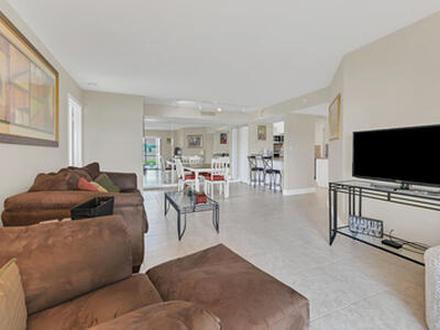 15465 Lakes Of Delray Boulevard, Delray Beach, FL 33484