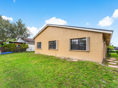 1531 SW 102nd Terrace, Davie, FL 33324