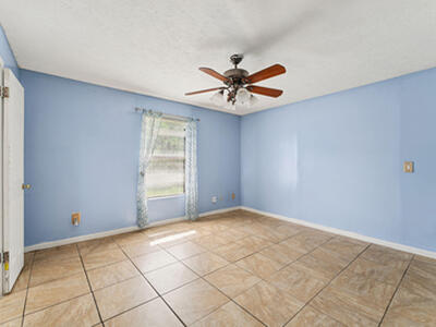 480 SW Lakehurst Drive, Port Saint Lucie, FL 34983