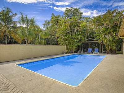 12812 Raymond Drive, Loxahatchee Groves, FL 33470