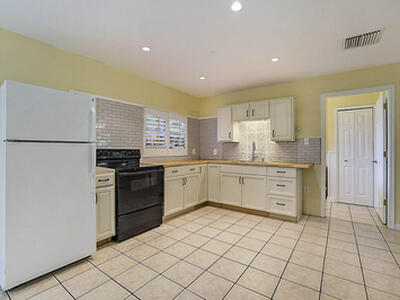 12812 Raymond Drive, Loxahatchee Groves, FL 33470