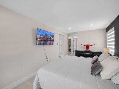 520 NE 135th Street, North Miami, FL 33161