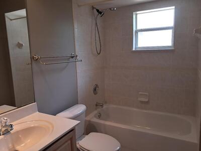 242 SW Amesbury Avenue, Port Saint Lucie, FL 34953