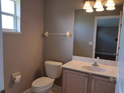 242 SW Amesbury Avenue, Port Saint Lucie, FL 34953