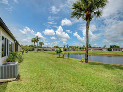 219 Lake Meryl Drive, West Palm Beach, FL 33411