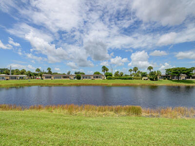 219 Lake Meryl Drive, West Palm Beach, FL 33411