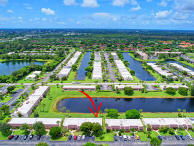 219 Lake Meryl Drive, West Palm Beach, FL 33411