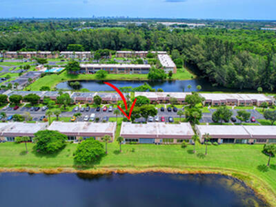 219 Lake Meryl Drive, West Palm Beach, FL 33411