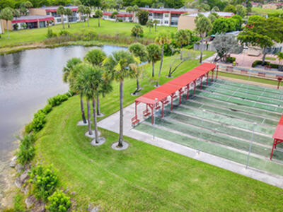 219 Lake Meryl Drive, West Palm Beach, FL 33411