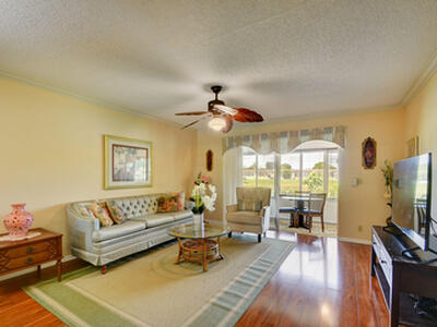 219 Lake Meryl Drive, West Palm Beach, FL 33411