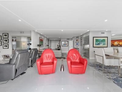 1900 Consulate Place, West Palm Beach, FL 33401