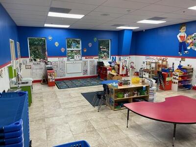 4480 S Tiffany Drive, Mangonia Park, FL 33407