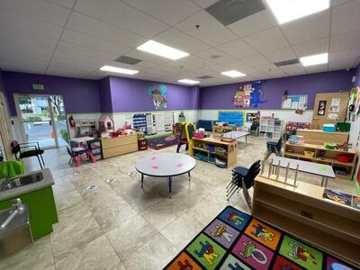 4480 S Tiffany Drive, Mangonia Park, FL 33407