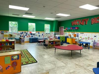 4480 S Tiffany Drive, Mangonia Park, FL 33407