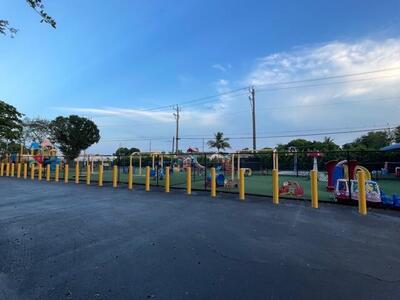 4480 S Tiffany Drive, Mangonia Park, FL 33407