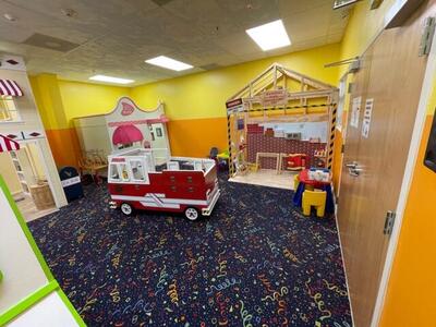 4480 S Tiffany Drive, Mangonia Park, FL 33407