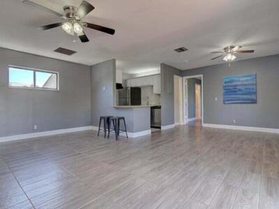 32 Crossings Circle, Boynton Beach, FL 33435