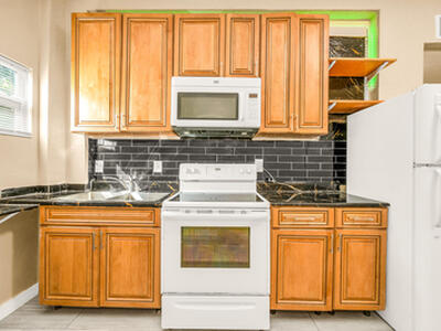 751 NW 2nd Street, Boynton Beach, FL 33435