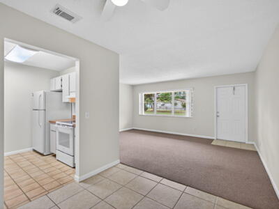 8585 Church St SE, Hobe Sound, FL 33455